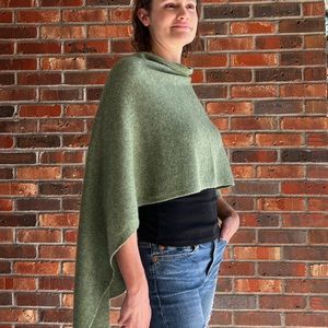 Tina Stephens cashmere poncho/wrap